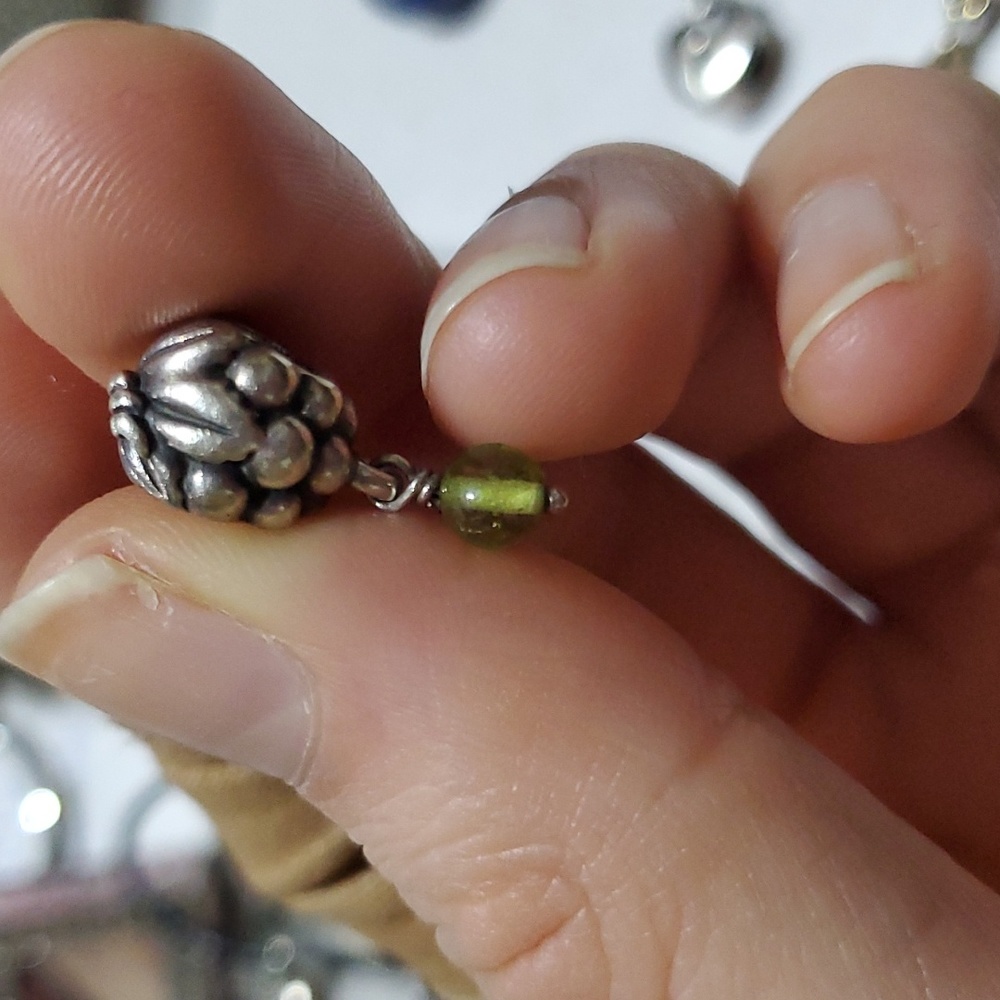 RARE RETIRED Pandora Grape bead with peridot!